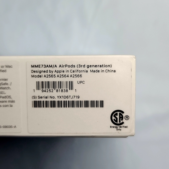 Apple Airpods 3rd Generation 100% AUTHENTIC - Picture 6 of 7